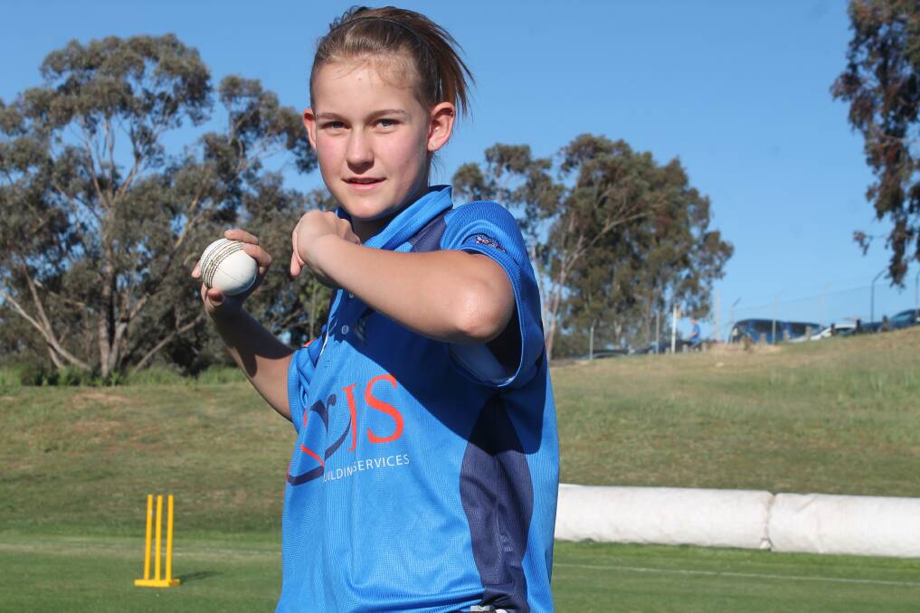 Queanbeyan's Isobel Davy is eyeing a career similar to idol Ellyse Perry. Photo: Joshua Matic.