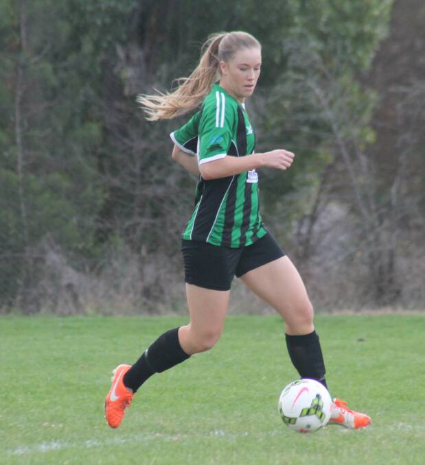 Panthers Ellie Pobar kept up the offensive pressure against Canberra FC in their 3-1 loss. Photo: Steph Konatar.