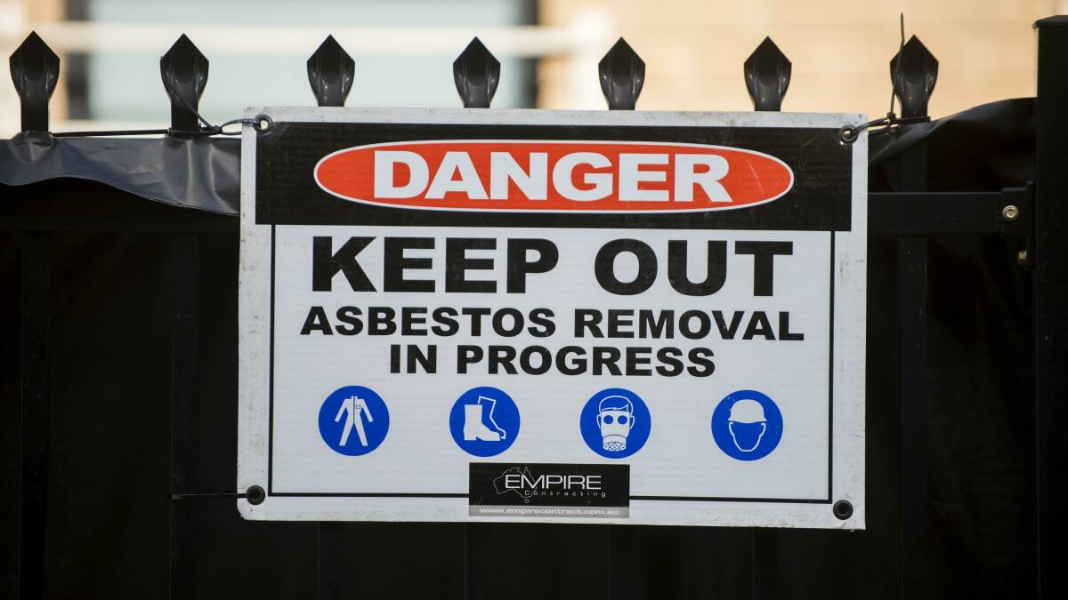 Pressure builds on asbestos response