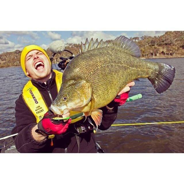 @viva_la_paz with an impressive catch from the waters of Googong.