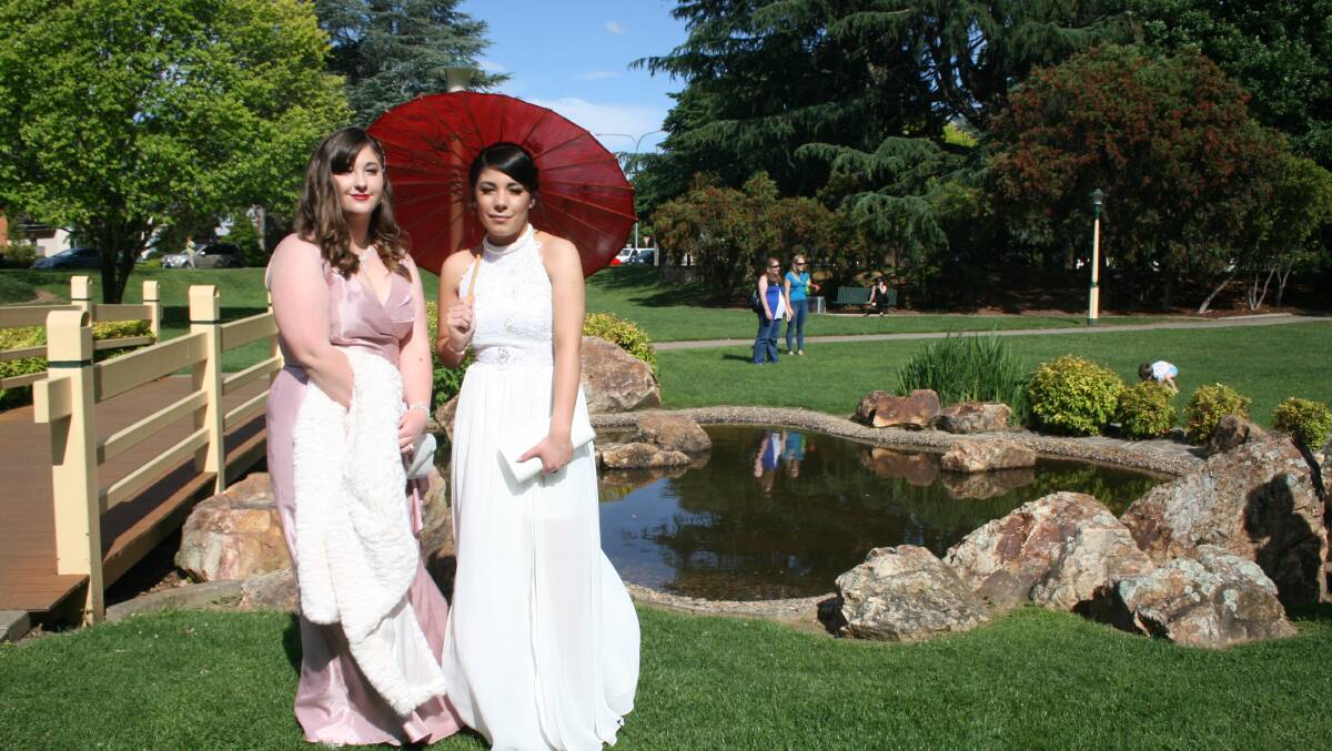 To view the ﻿Queanbeyan Age's ﻿Karabar High Year 12 formal photos gallery, see above. 

