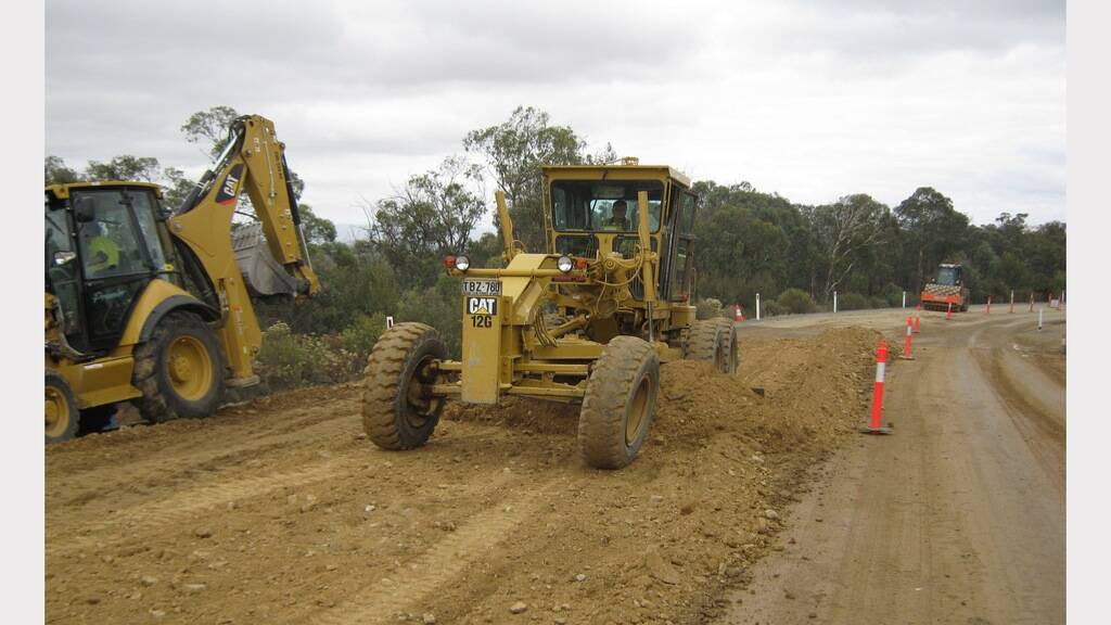 QUEANBEYAN City Council has commenced reconstruction and widening of Captains Flat Rd this week on the section of road between the Kings Highway and Wanna Wanna Road.