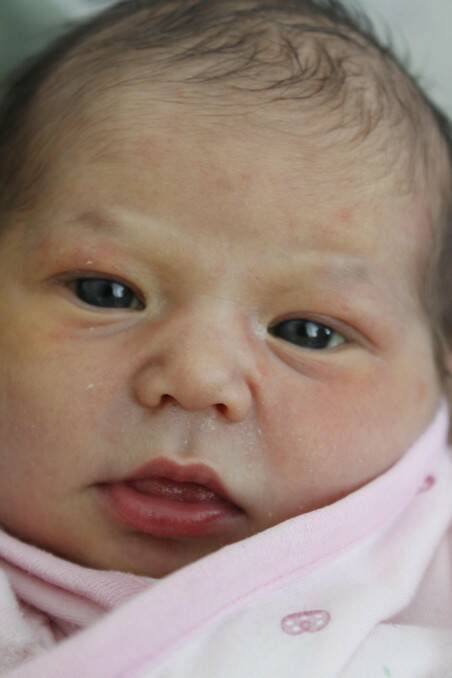 Ava Elizabeth Janiszewski born on October 1.