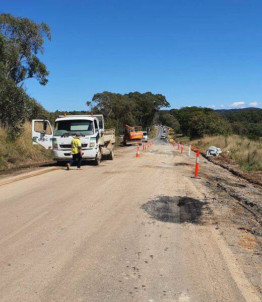 'Significant' delays expected after Kings Highway 'fails' east of Braidwood
