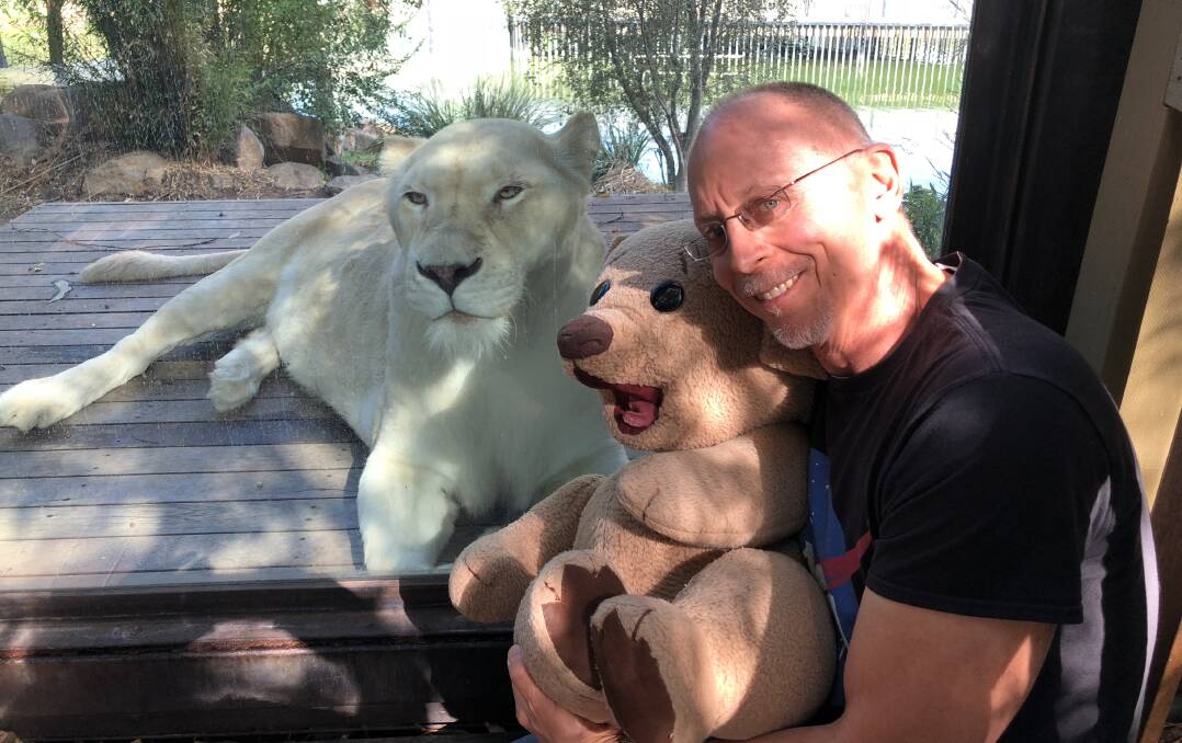 Comedian David Strassman and Ted E Bare visited the National Zoo and Aquarium as part of his Canberra and Queanbeyan tour. Photo: David Strassman