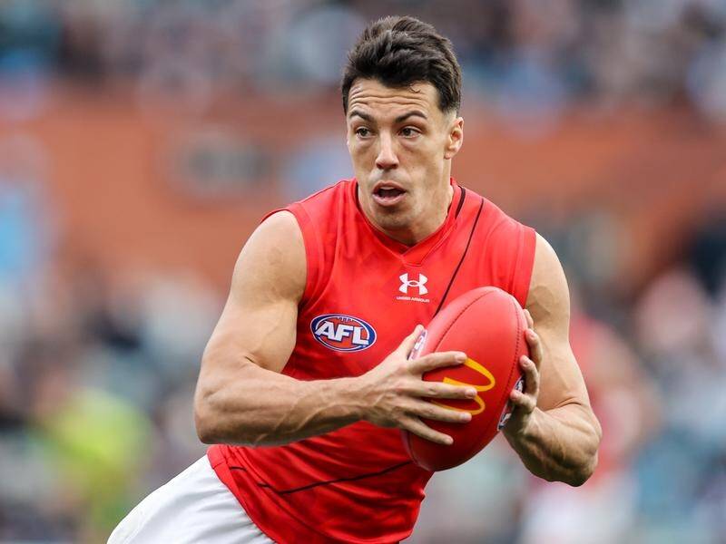 Essendon midfielder Dylan Shiel is in doubt to play round one in 2024 after off-season surgery. (Matt Turner/AAP PHOTOS)