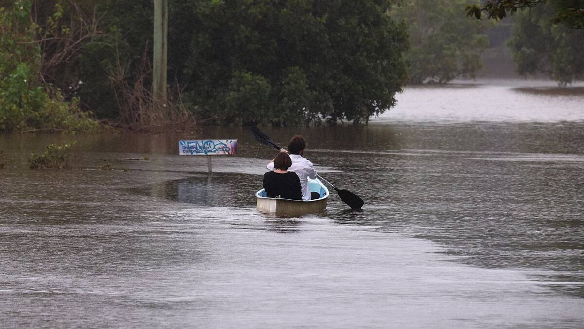 Residents will begin assessing the damage caused by ex-tropical cyclone Alfred as rain eases. (Jason O'BRIEN/AAP PHOTOS)